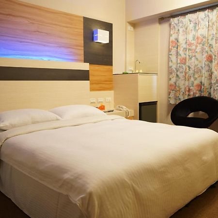 Ying Dai Hotel Tainan Exterior foto