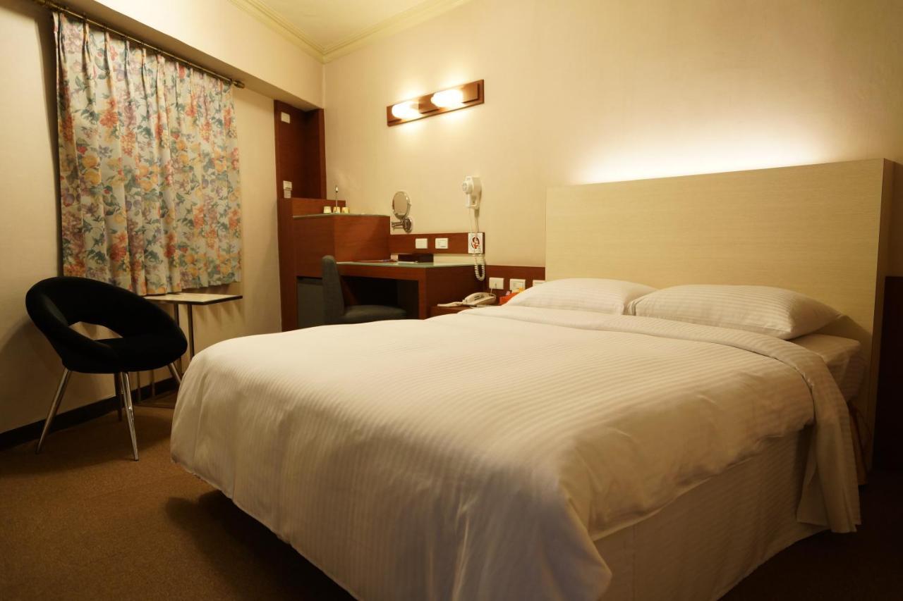 Ying Dai Hotel Tainan Exterior foto