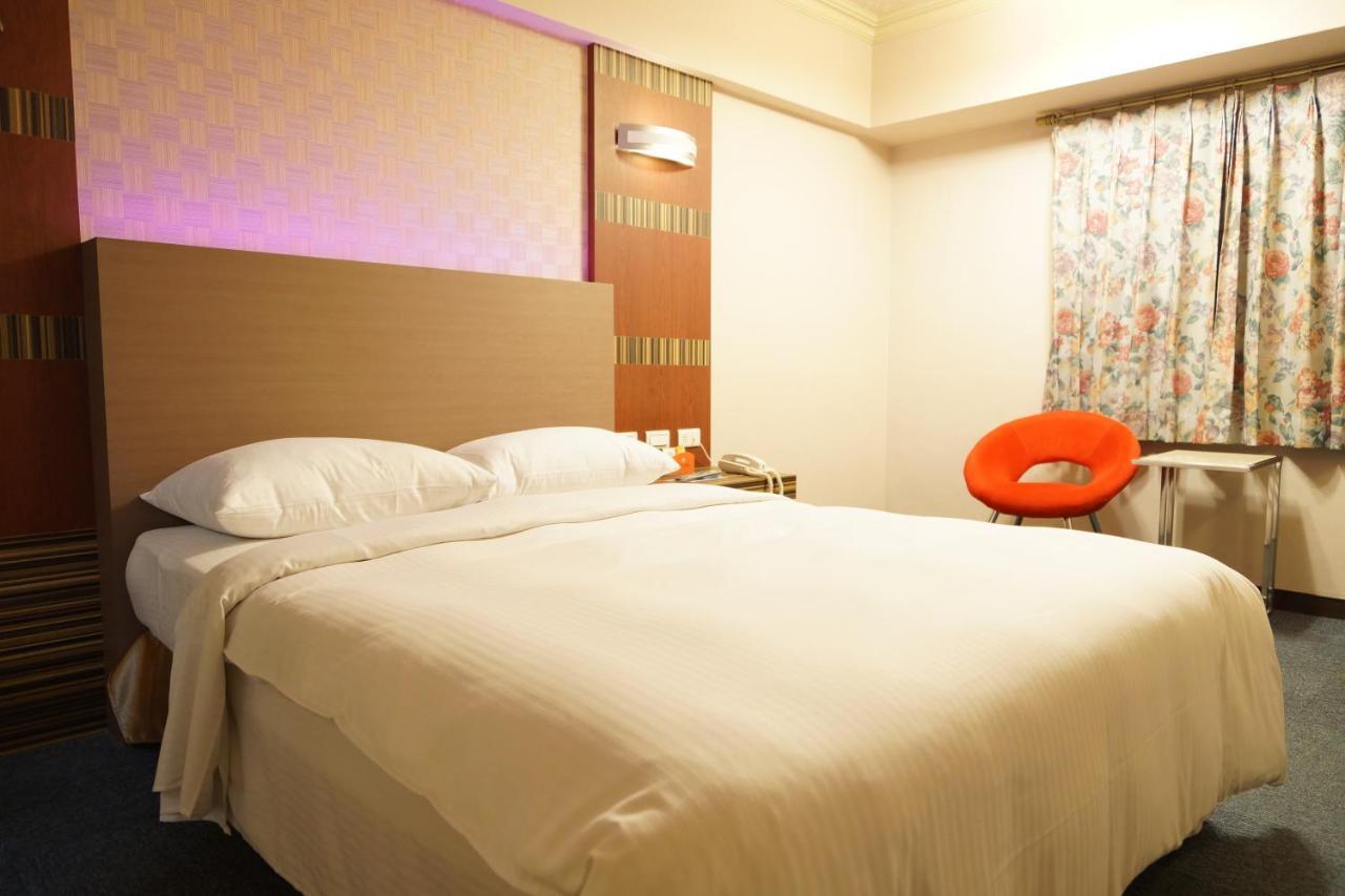 Ying Dai Hotel Tainan Exterior foto